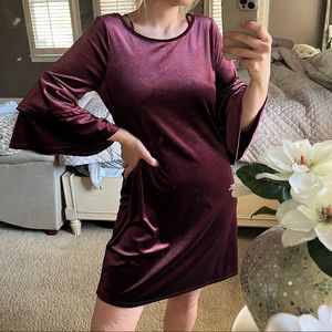 GREEN ENVELOPE | Velvet Eggplant Tiered Ruffle Sleeve Dress
